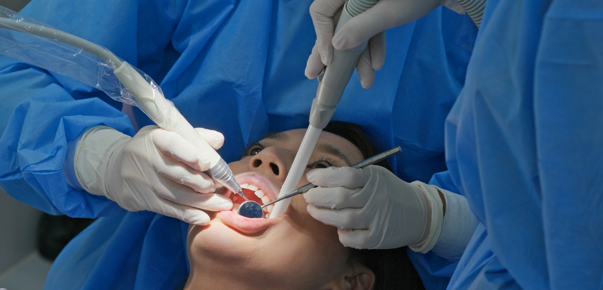 emergency field dental surgery in the military compared to emergency civilian dental Medicine